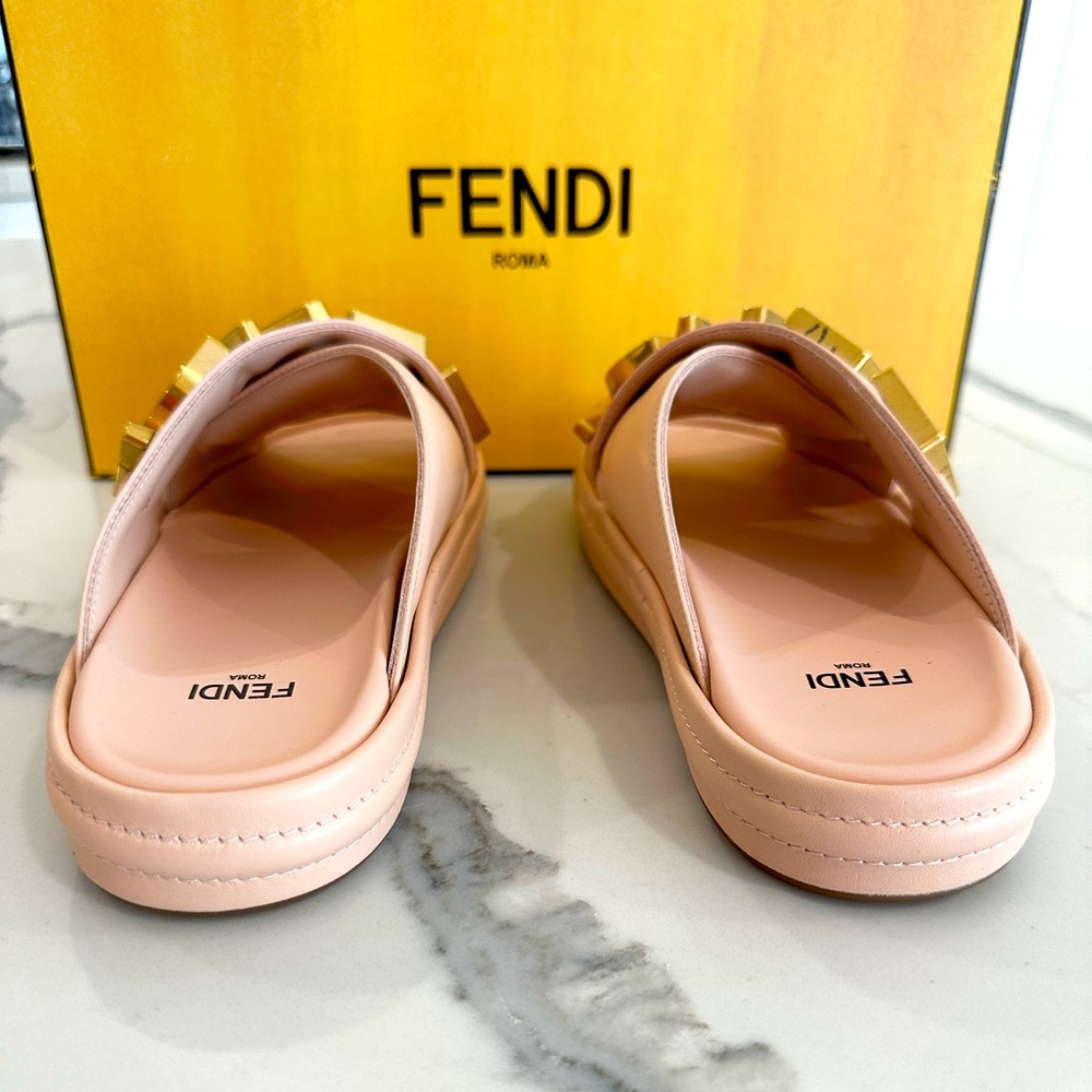 Fendi Fendigraphy Logo Slide Sandals - Picture 5 of 9